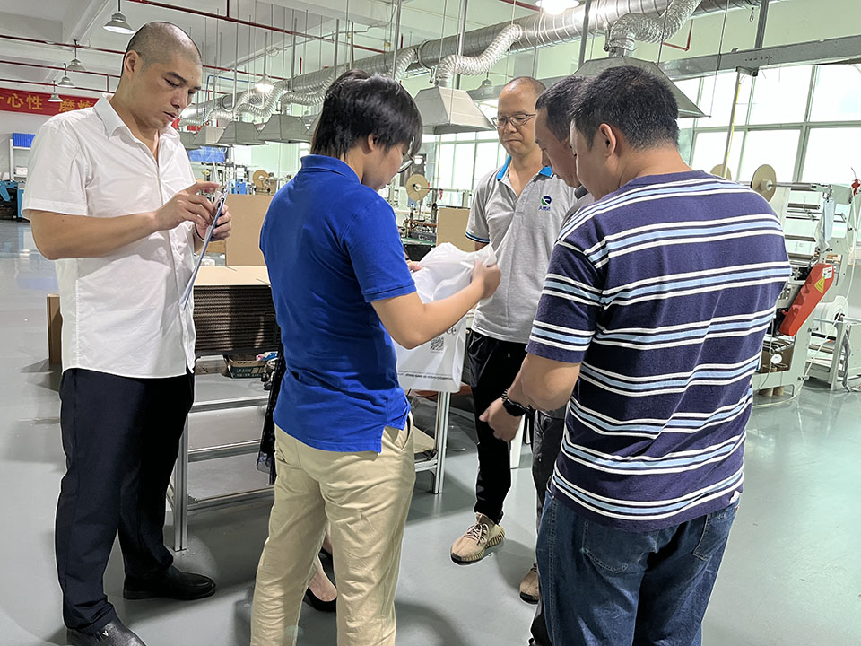 歡迎小米公司最后驗廠環(huán)節(jié)！(圖2)